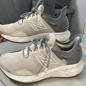 New Balance Women's Fresh Foam ROAV V1 Sneaker